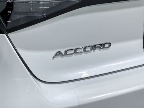 Used 2024 Honda Accord LX image 27