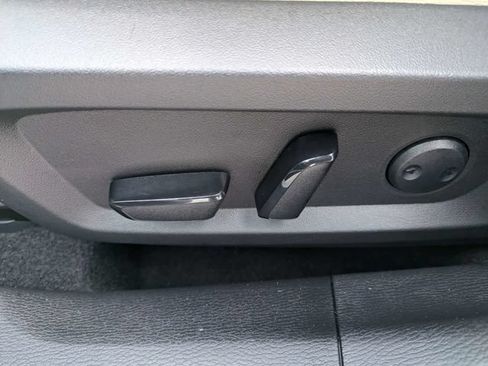 Used 2024 Mitsubishi Outlander SE FWD image 20