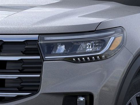 New 2025 Ford Explorer Active w/ Active Comfort Package image 18