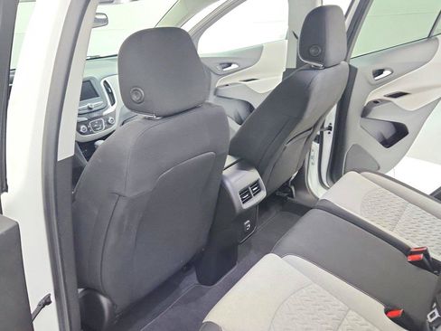 Used 2022 Chevrolet Equinox LT FWD image 19