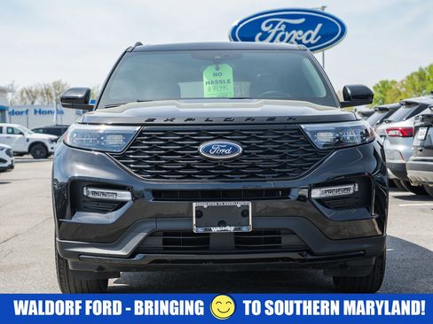 Used 2023 Ford Explorer ST-Line w/ Class IV Trailer Tow Package AWD/4WD image 2