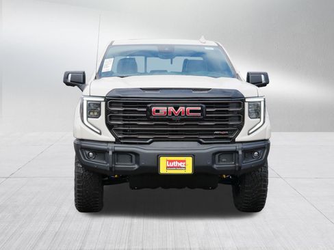 New 2026 GMC Sierra 1500 AT4X w/ LPO, Black Badging Package AWD/4WD image 8