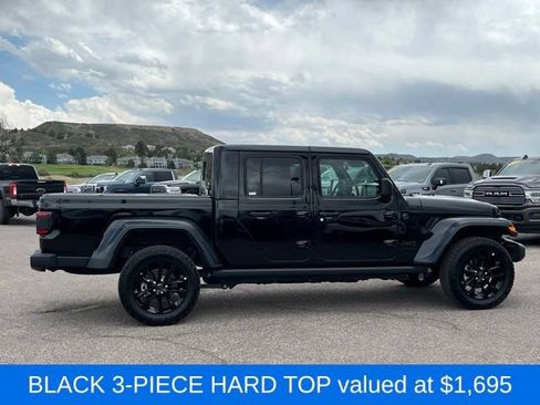 Used 2025 Jeep Gladiator Sport AWD/4WD image 7