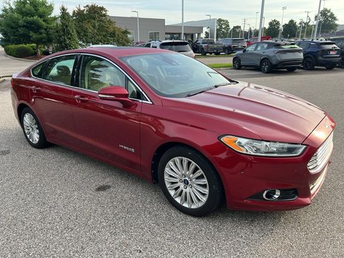 Used 2013 Ford Fusion SE FWD image 9