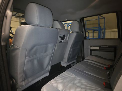 Used 2015 Ford F350 XLT w/ XLT Premium Package AWD/4WD image 28