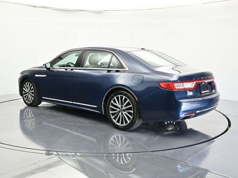 Used 2017 Lincoln Continental Select w/ Climate Package image 7