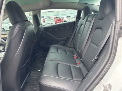 Used 2023 Tesla Model 3 Standard Range image 22