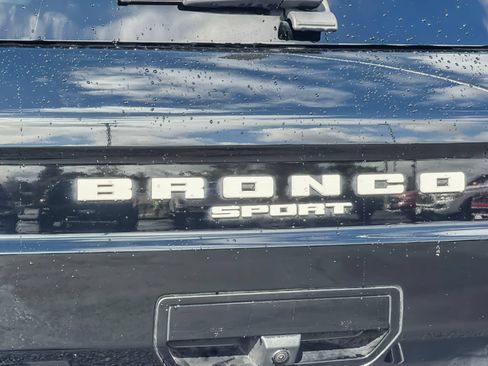 Used 2023 Ford Bronco Sport Outer Banks w/ Tech Package AWD/4WD image 26