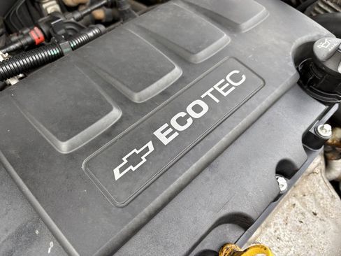 Used 2016 Chevrolet Cruze LT image 19