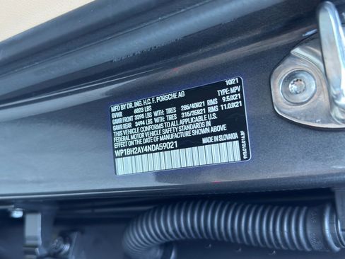 Used 2022 Porsche Cayenne Turbo S image 52