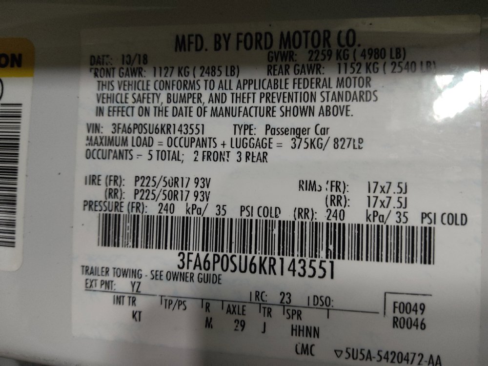 Used 2019 Ford Fusion Energi Titanium FWD image 33