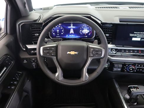 New 2026 Chevrolet Silverado 1500 LTZ w/ LTZ Premium Package AWD/4WD image 17