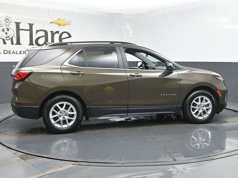 Used 2024 Chevrolet Equinox LT w/ LPO, Floor Liner Package image 34
