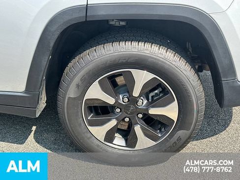 Used 2024 Jeep Grand Cherokee Limited 4xe AWD/4WD image 23