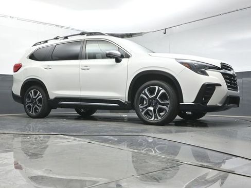 Used 2023 Subaru Ascent Limited w/ Technology Package image 41