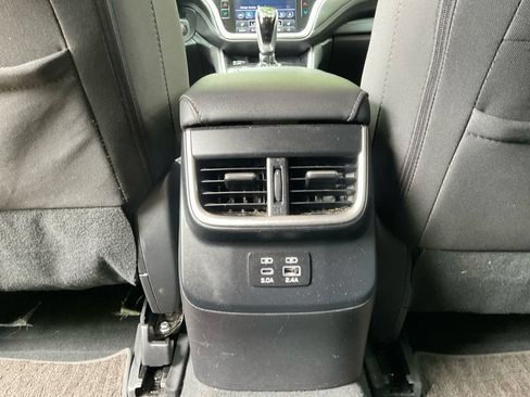 Used 2023 Subaru Outback Premium AWD/4WD image 24