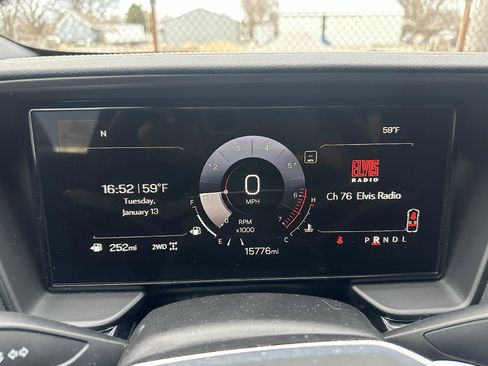 Used 2025 GMC Terrain Elevation image 14