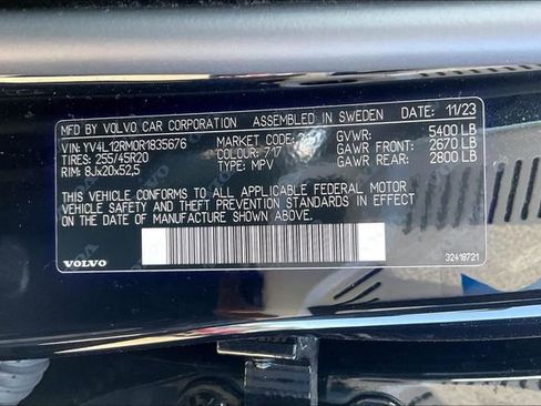 Used 2024 Volvo XC60 B5 Ultimate AWD/4WD image 6