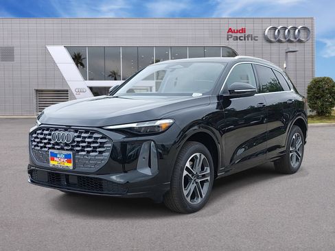 New 2026 Audi Q5 Premium Plus AWD/4WD image 1