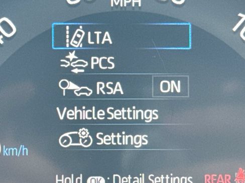 Used 2024 Toyota RAV4 LE AWD/4WD image 19