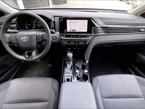 Used 2025 Toyota Camry LE FWD image 15