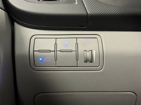 Used 2013 Hyundai Accent GLS image 15