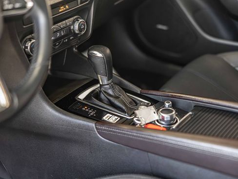 Used 2017 MAZDA MAZDA3 Grand Touring image 20