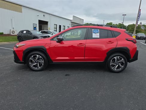 Used 2024 Subaru Crosstrek 2.0i Premium AWD/4WD image 10