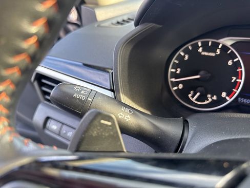 Used 2024 Nissan Altima 2.5 SR w/ SR Premium Package image 19