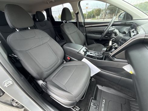 Used 2024 Hyundai Tucson SE FWD image 25
