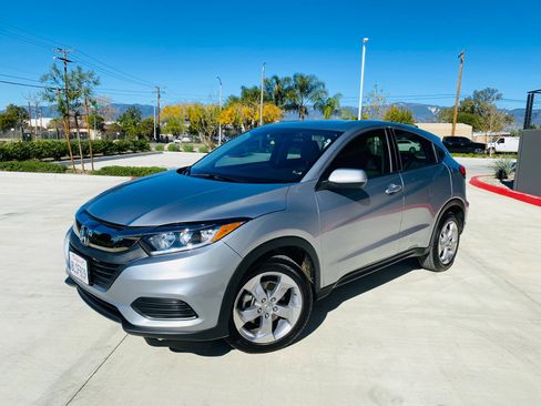 Used 2019 Honda HR-V LX image 15