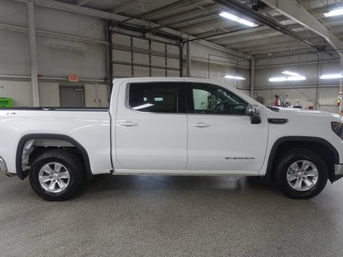 Used 2023 GMC Sierra 1500 SLE AWD/4WD image 8