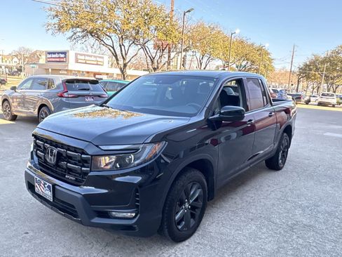 Certified 2025 Honda Ridgeline Sport image 17