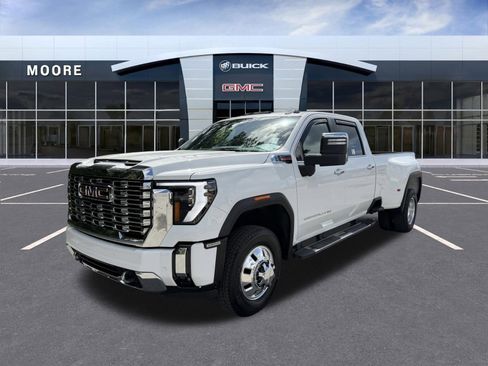 Used 2024 GMC Sierra 3500 Denali w/ Denali Reserve Package AWD/4WD image 7
