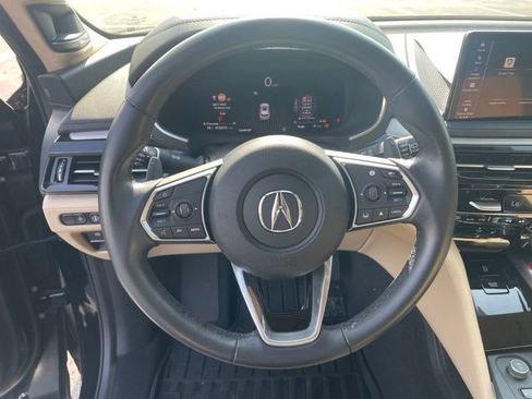 Used 2025 Acura MDX SH-AWD w/ Technology Package image 9