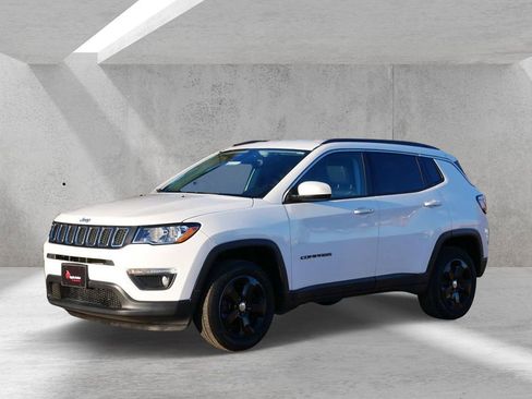 Used 2018 Jeep Compass Latitude w/ Popular Equipment Group image 6
