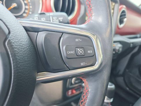 Used 2023 Jeep Wrangler Unlimited Rubicon AWD/4WD image 22