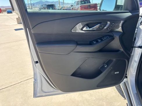 Used 2023 Chevrolet Traverse High Country w/ LPO, Floor Liner Package AWD/4WD image 19