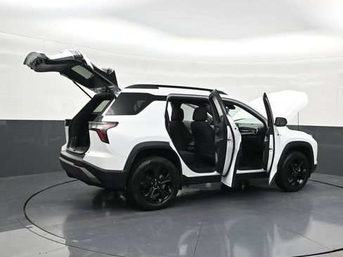 Used 2026 Chevrolet Equinox LT w/ Midnight Edition image 33