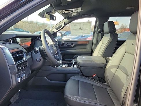 New 2026 GMC Yukon Denali image 16