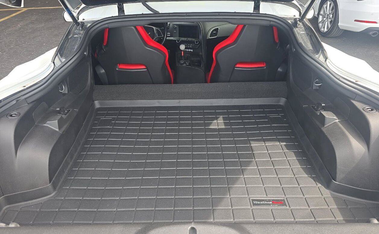 Used 2019 Chevrolet Corvette Grand Sport w/ Carbon Flash Badge Package RWD image 7