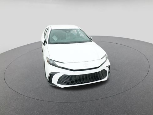 New 2026 Toyota Camry SE image 14