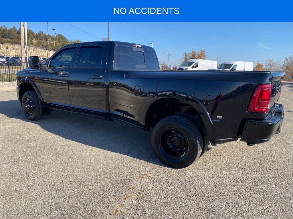 Used 2025 RAM 3500 Limited AWD/4WD image 4
