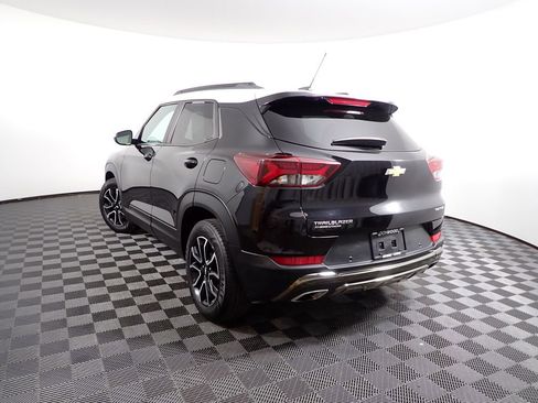 Used 2021 Chevrolet TrailBlazer ACTIV w/ Sun and Liftgate Package image 14