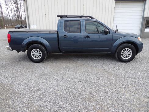 Used 2014 Nissan Frontier SV w/ SV Value Truck Package image 1