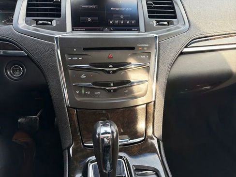 Used 2015 Lincoln MKS AWD w/ Equipment Group 101A image 20