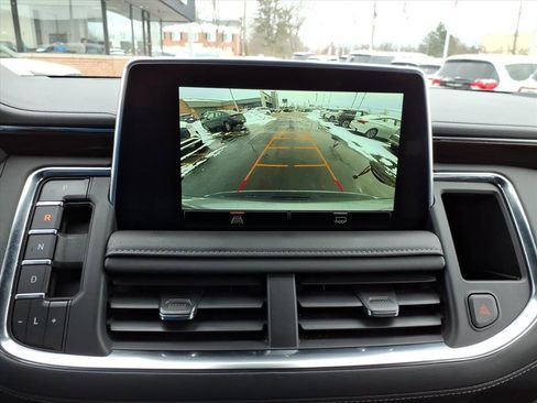 Used 2023 GMC Yukon SLE image 19