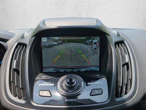 Used 2019 Ford Escape Titanium AWD/4WD image 12