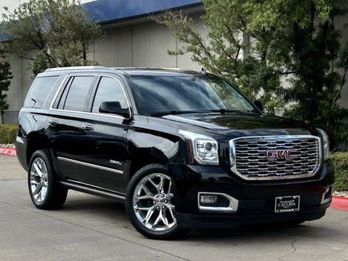 Used 2020 GMC Yukon Denali w/ Denali Premium Package AWD/4WD image 4