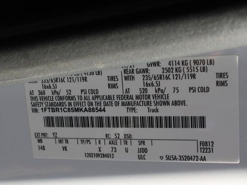 Certified 2021 Ford Transit 250 Medium Roof w/ Load Area Protection Package image 23